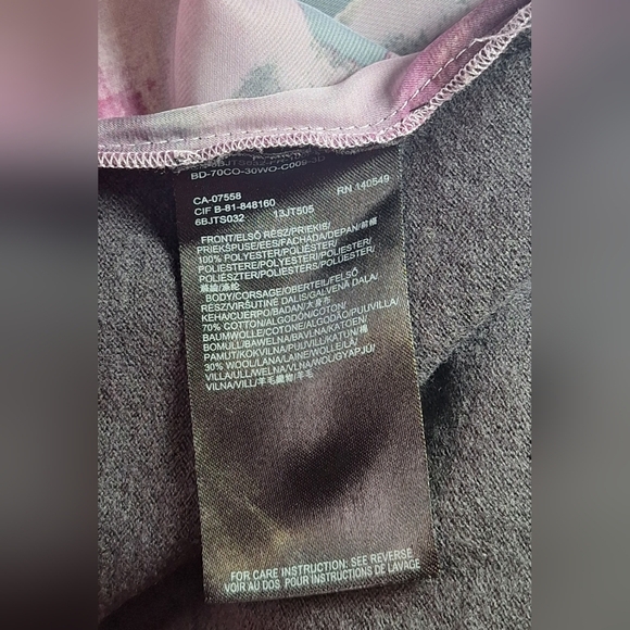 Mexx size Large sweater - Picture 6 of 6